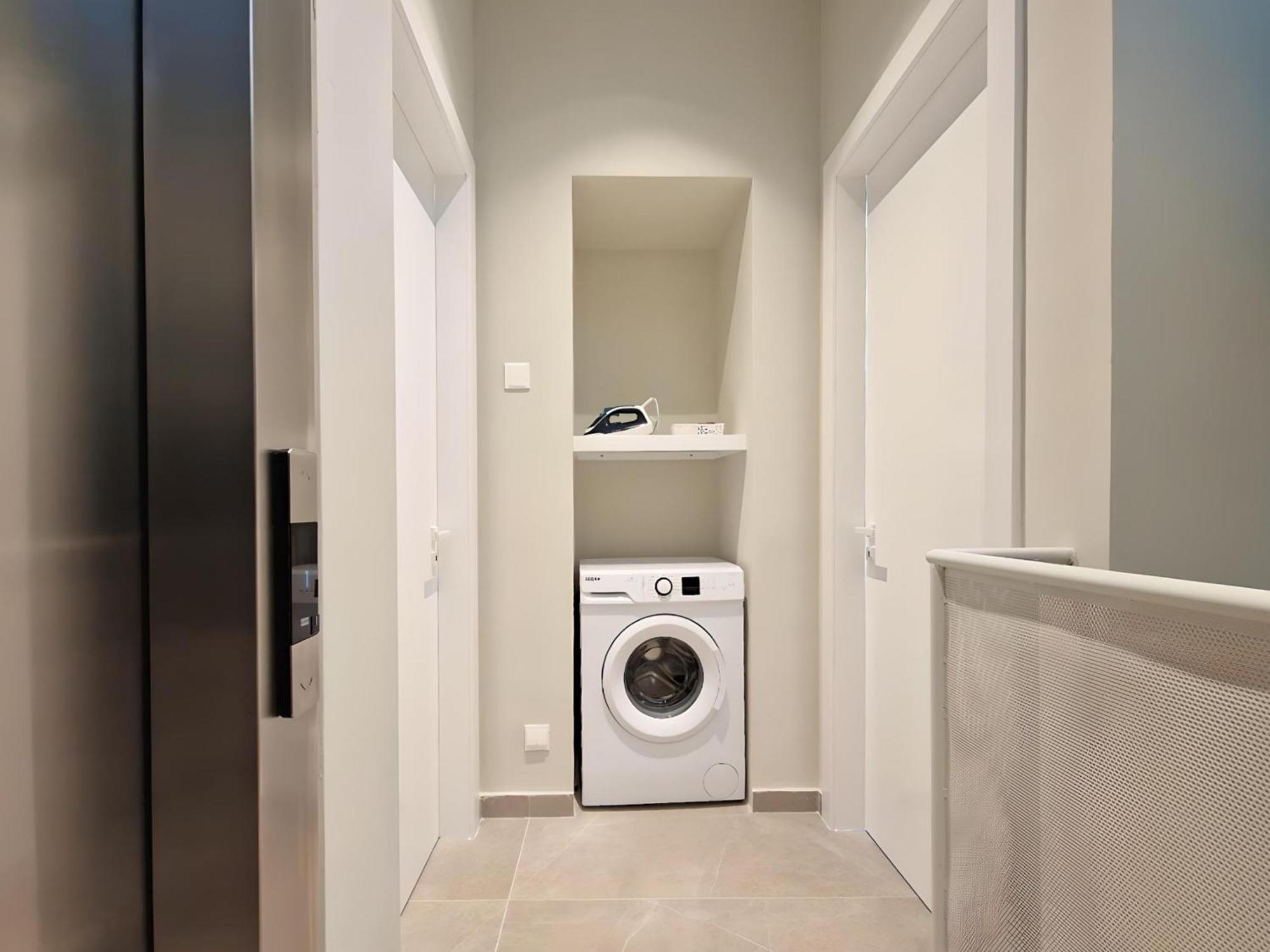 Aeon Residences - In The Heart Of Paphos Extérieur photo