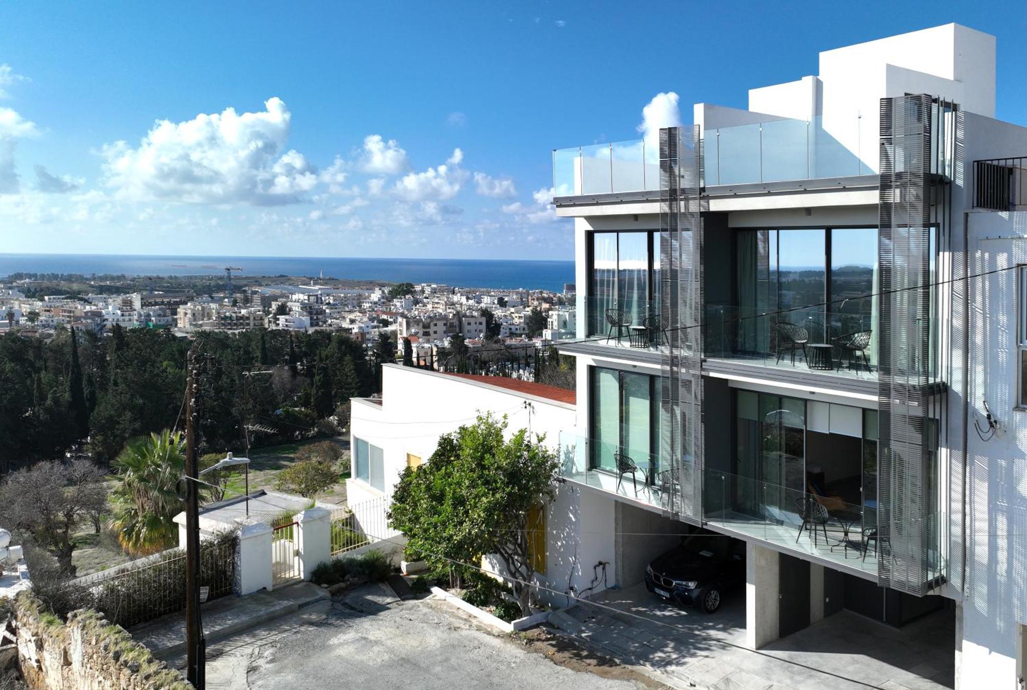 Aeon Residences - In The Heart Of Paphos Extérieur photo